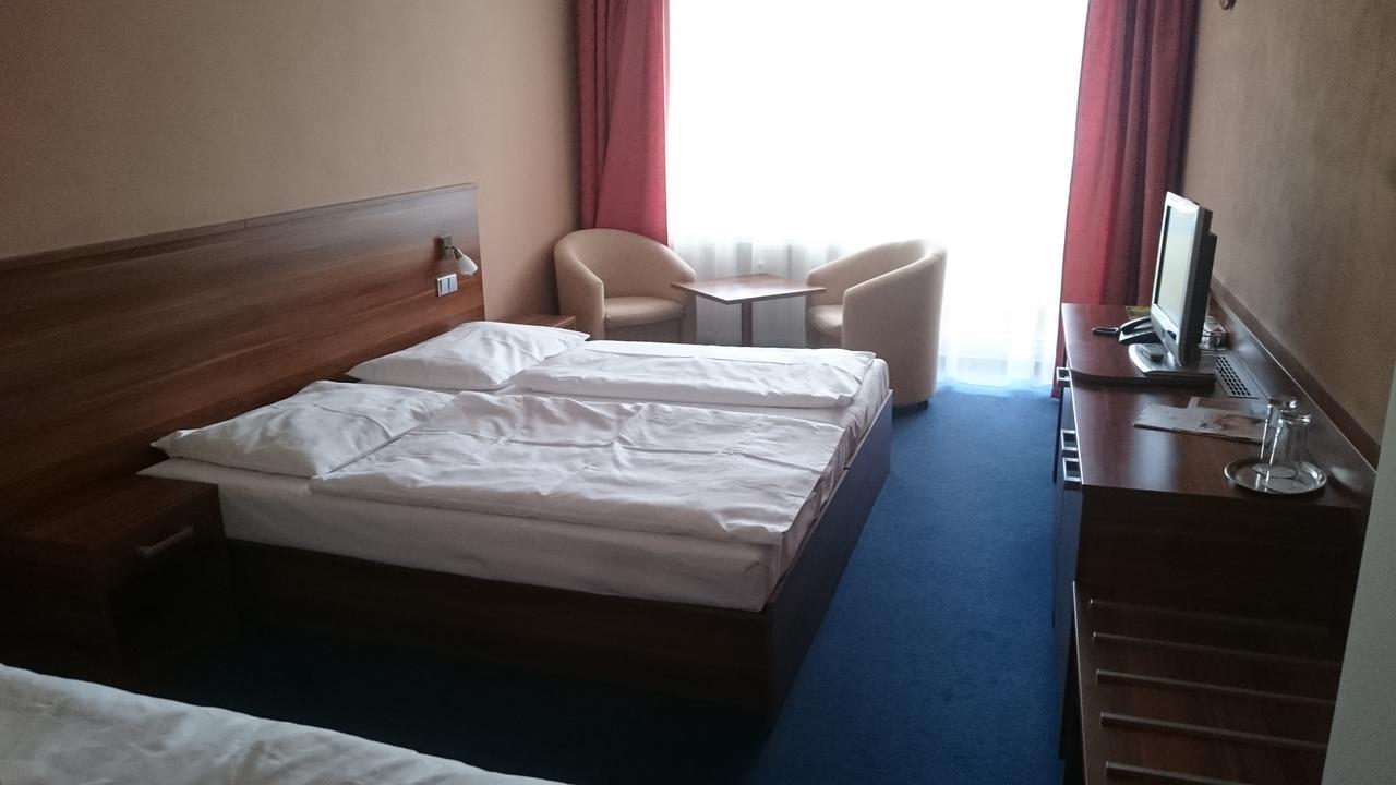 Lipno Wellness - Frymburk Hotel Private Family Room المظهر الخارجي الصورة